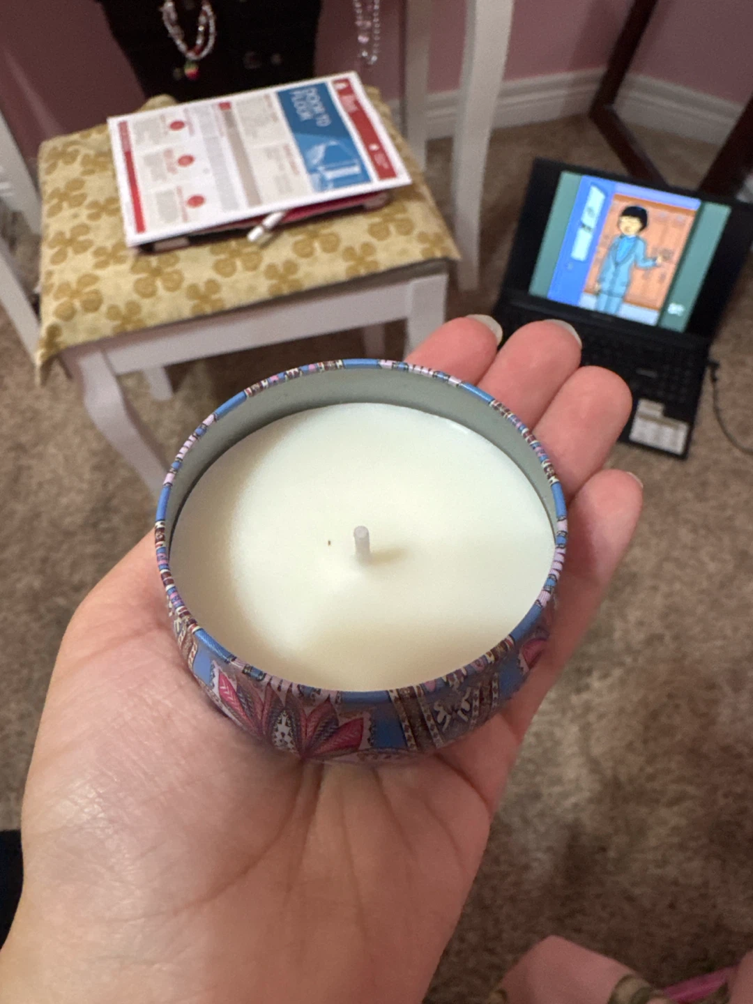 Round Decorative Scented Candle - photo 2