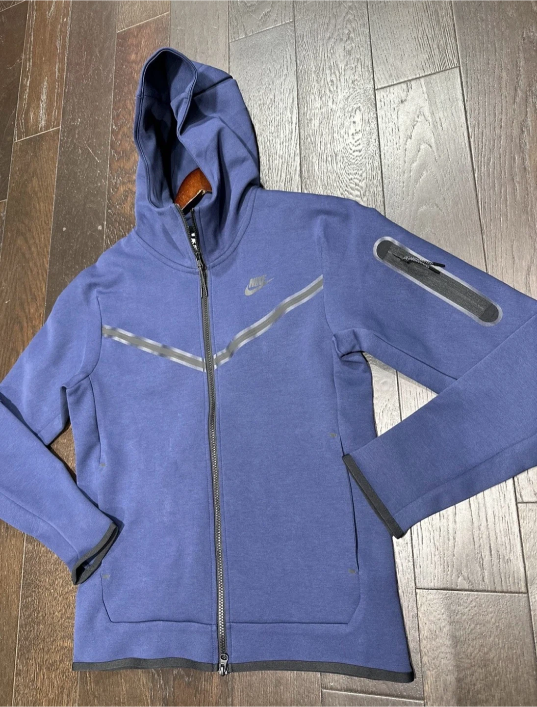 Navy Blue Nike Tech Fleece - photo 2