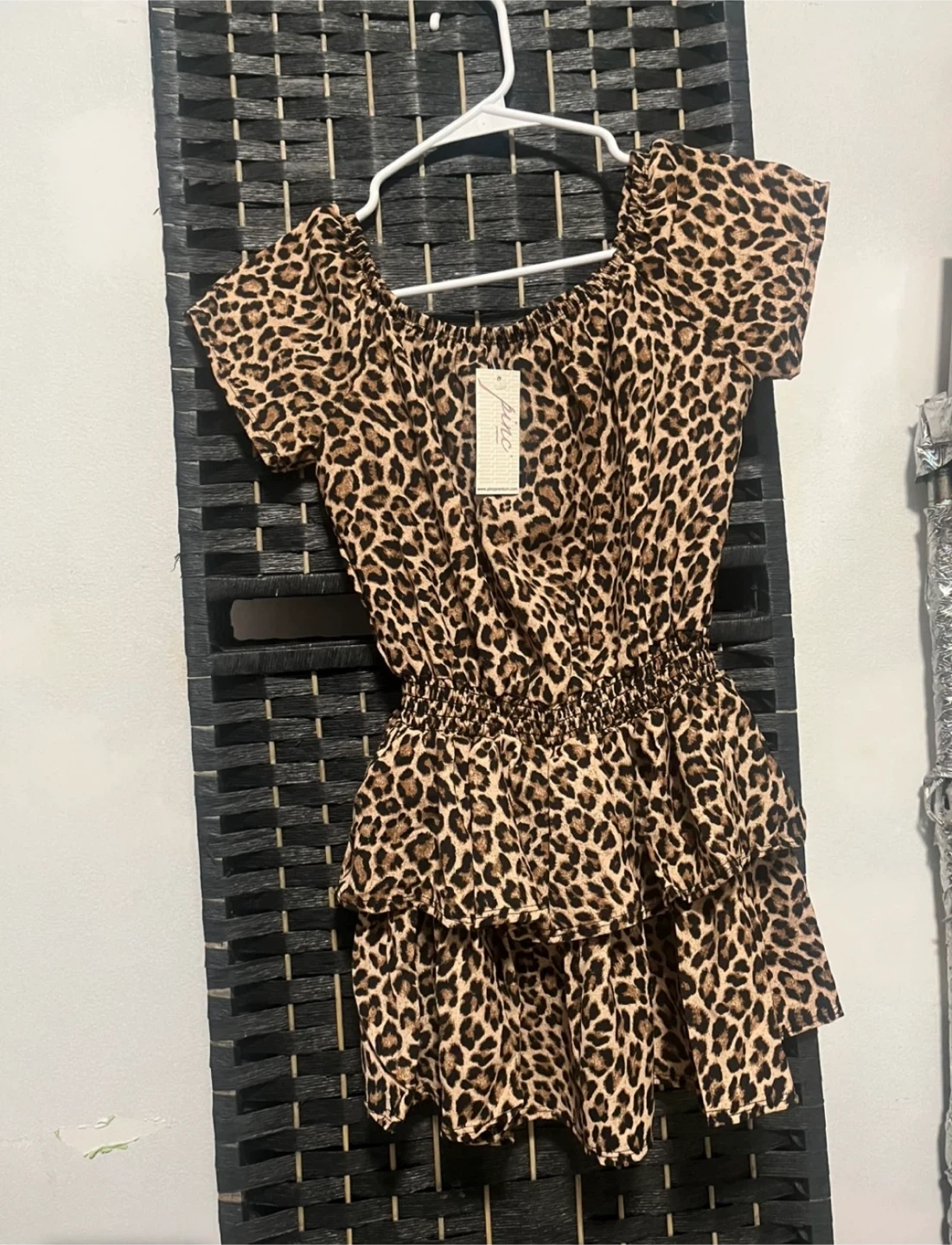 Women's Leopard  blouse available size S and M - photo 3