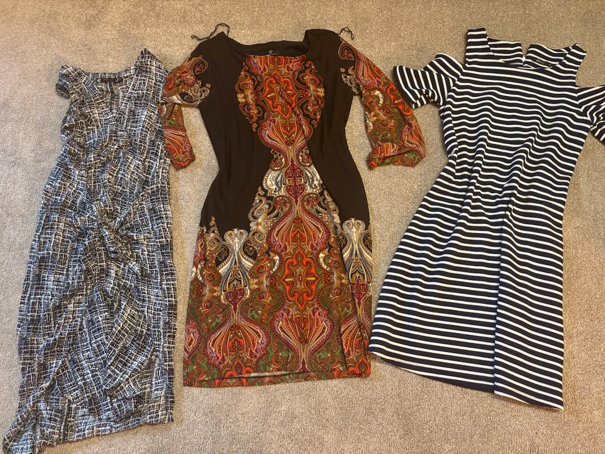Women’s small dress bag lot - photo 2