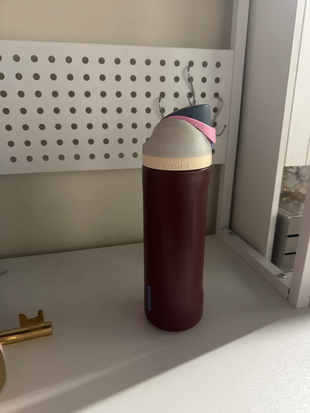 Owala FreeSip Water Bottle 24oz