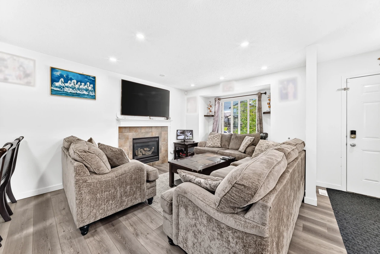 Calgary Home for Sale - 6 Bed, 3.5 Bath - photo 2