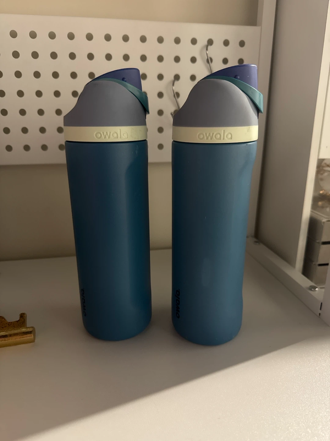 Two Owala Water Bottle - 24oz - photo 2