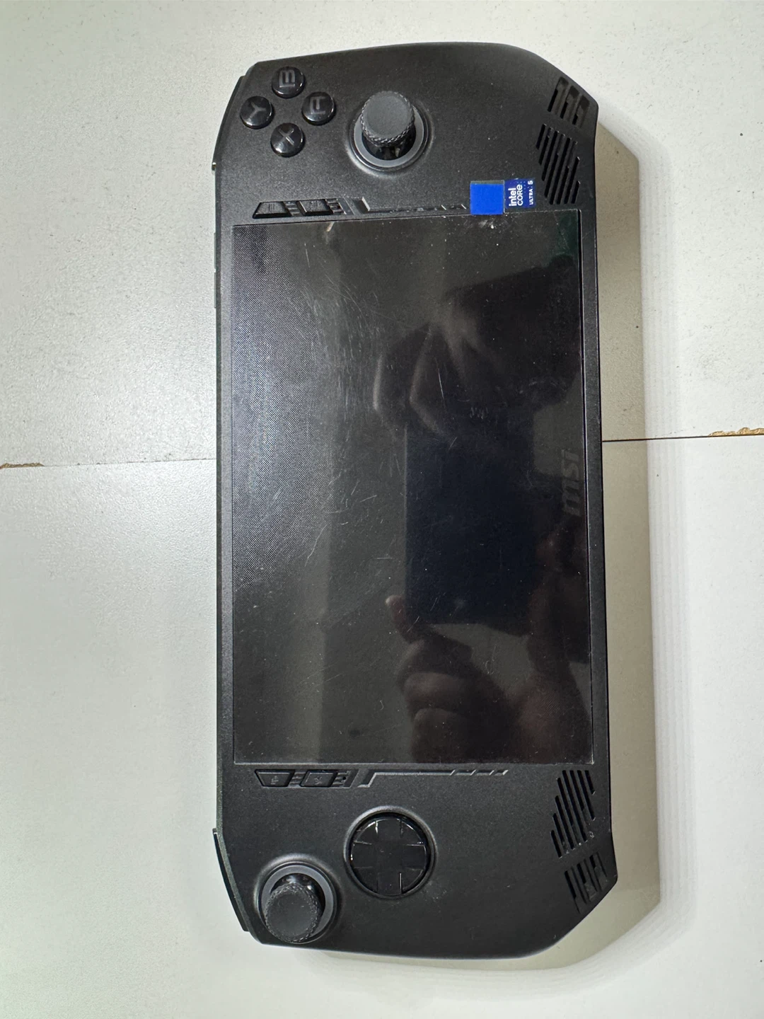 MSI gaming handheld device