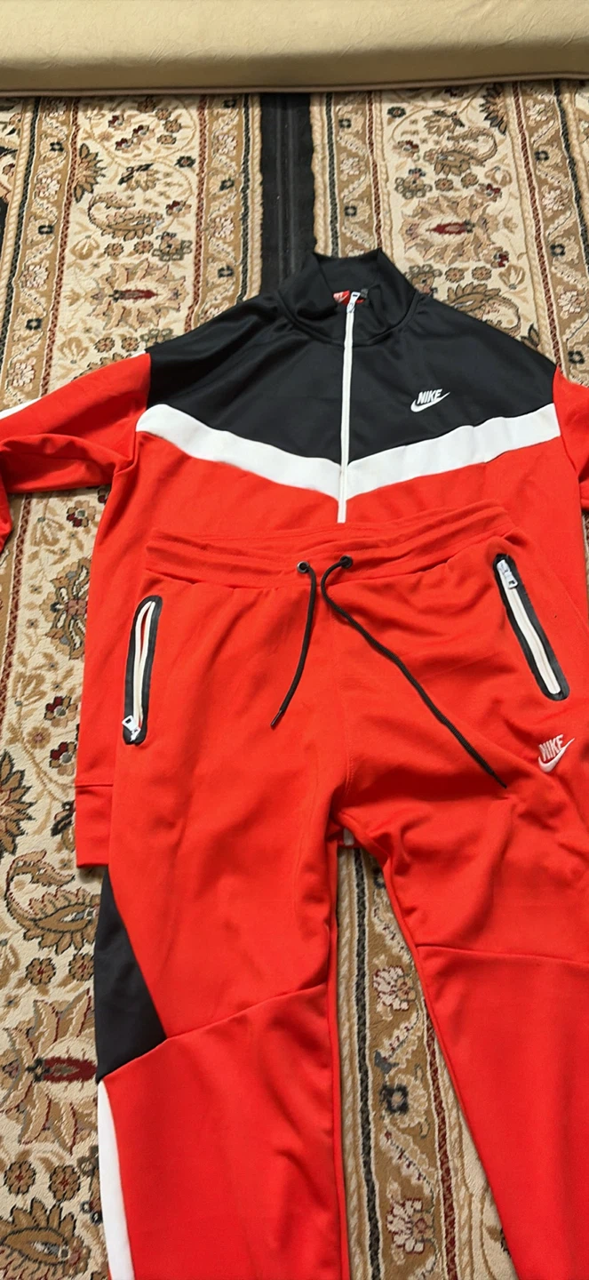 Nike Tracksuit Set - Red/Black