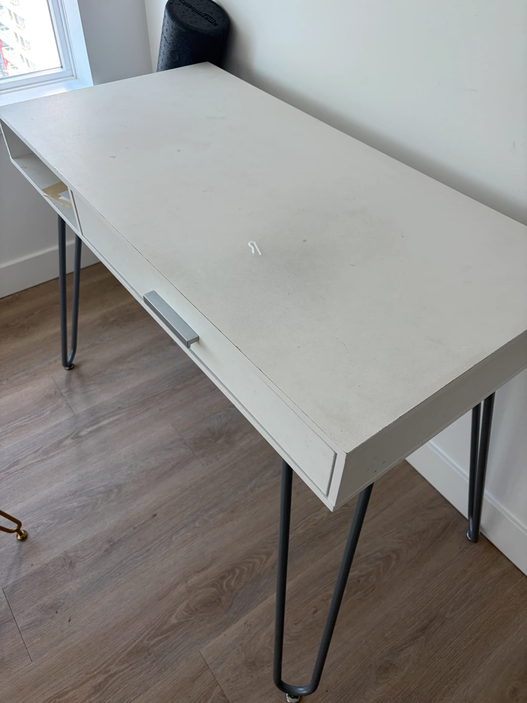 A1 White Writing Study / Work Desk - photo 2