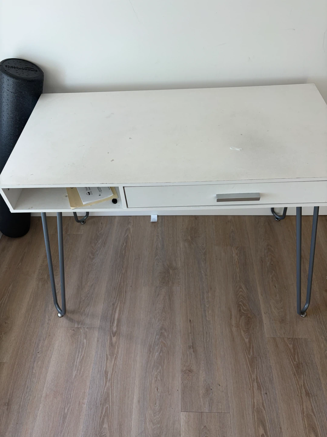 A1 White Writing Study / Work Desk - photo 3