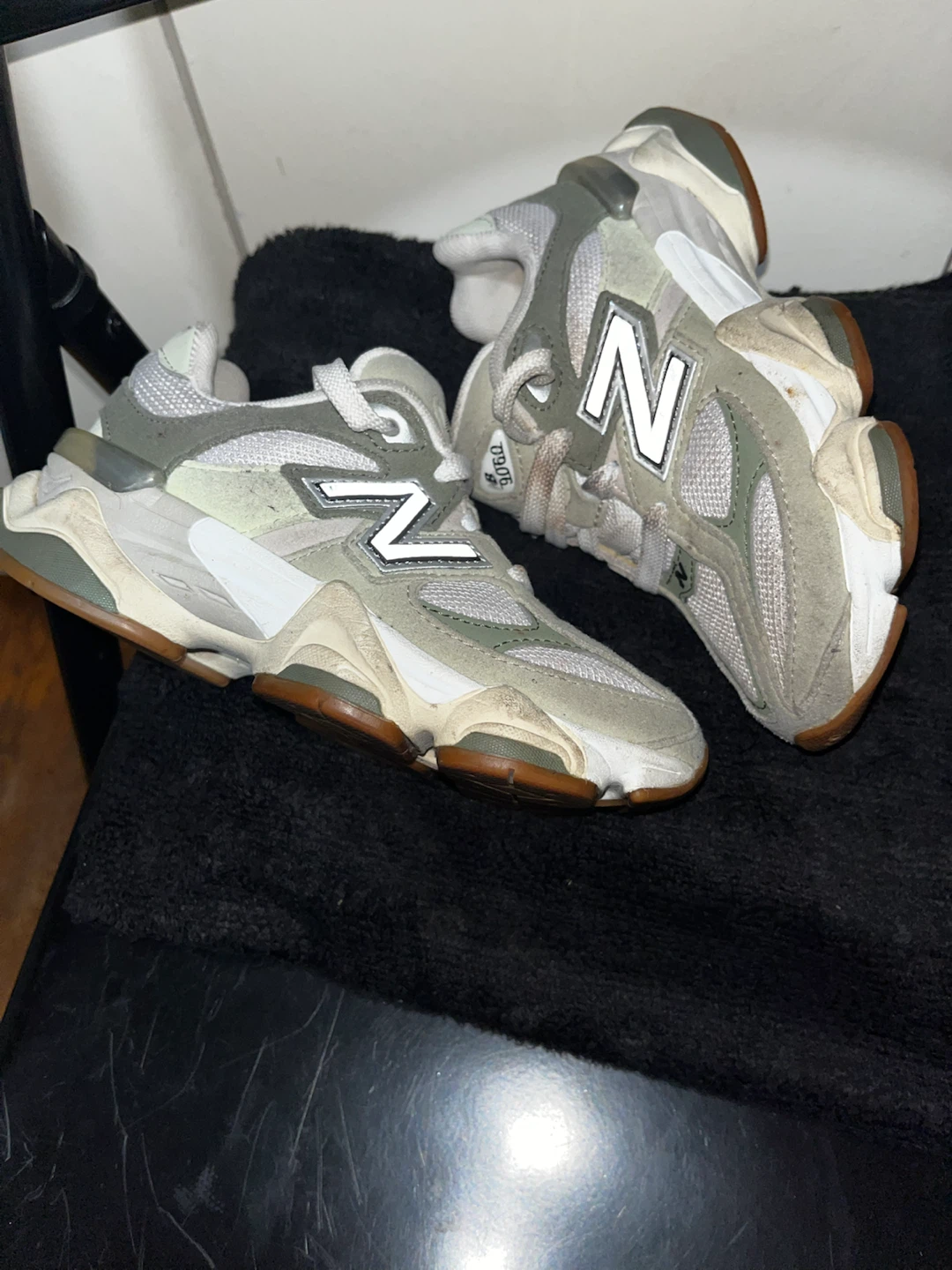 New Balance 9060 Sneakers