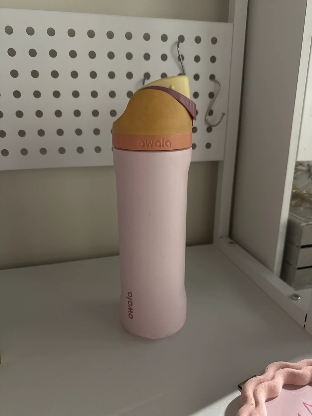 Owala Pink Water Bottle - 24 oz