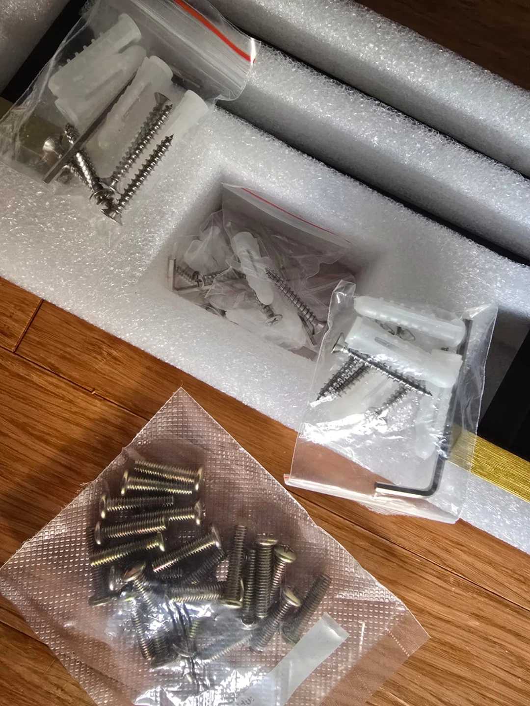 Bathroom hardware set - photo 4