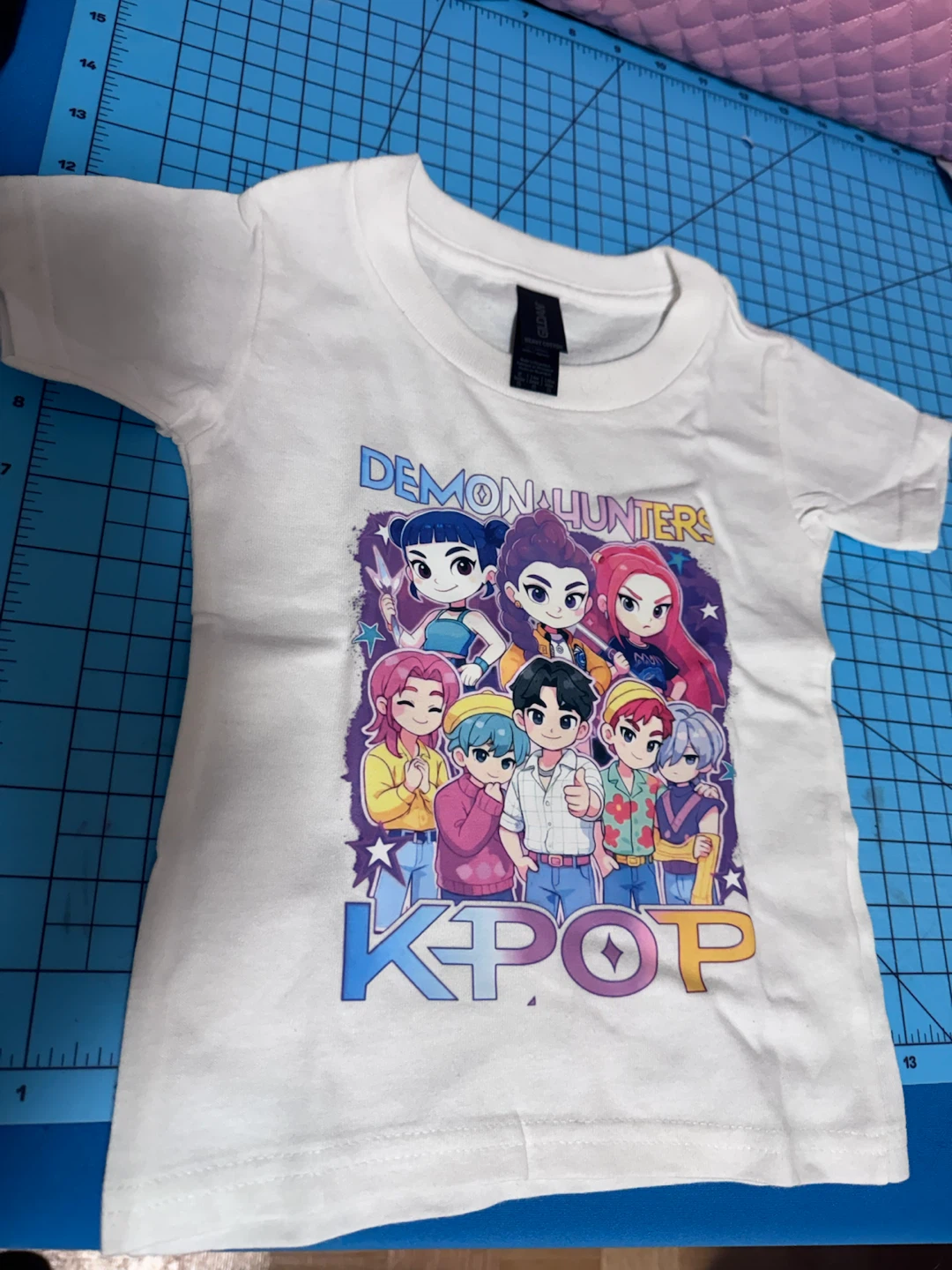 Gildan Kids T-Shirt - Demon Hunters KPOP Graphic