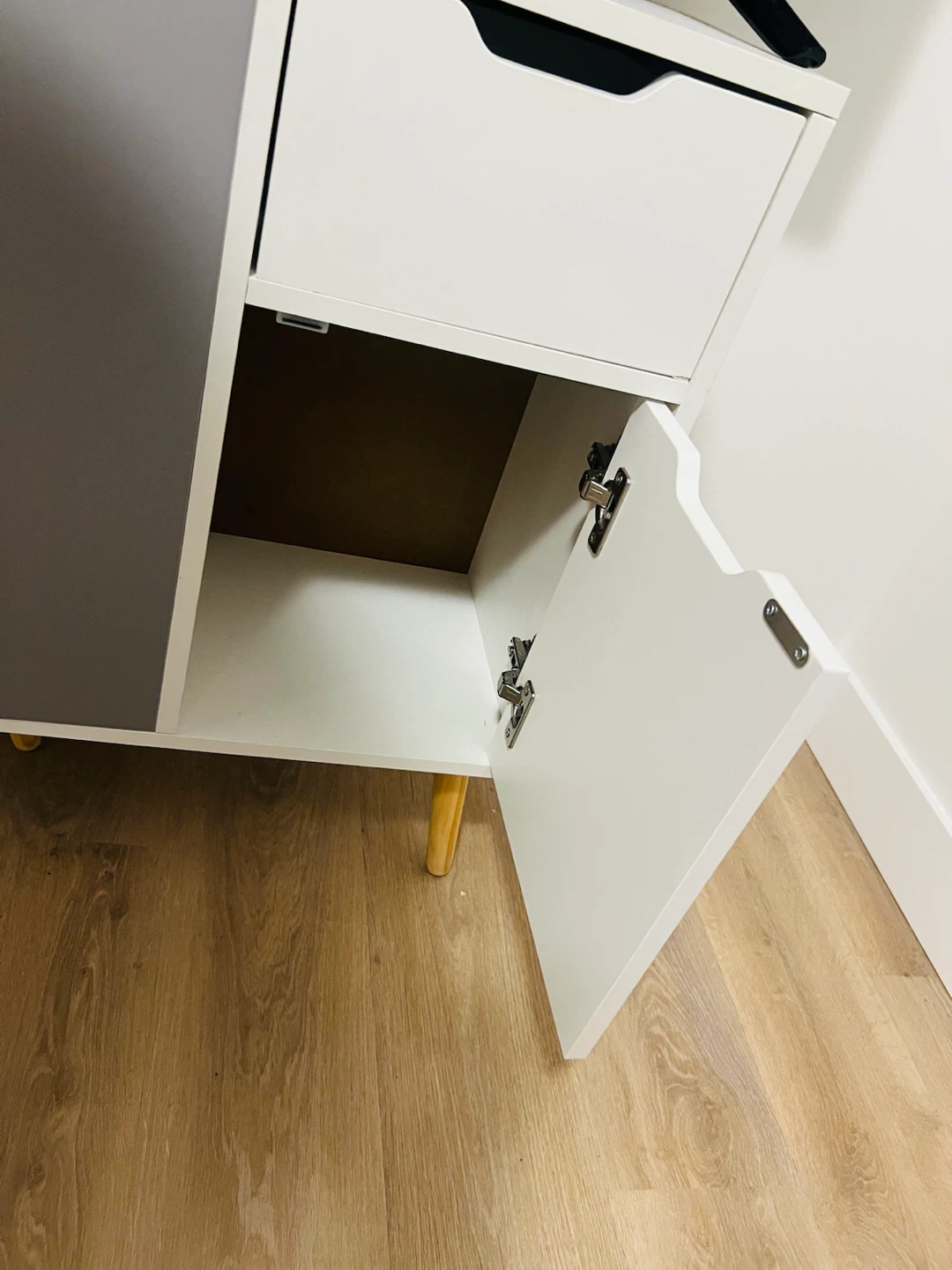 A1 Fire 50inch TV with storage cabinet - photo 4