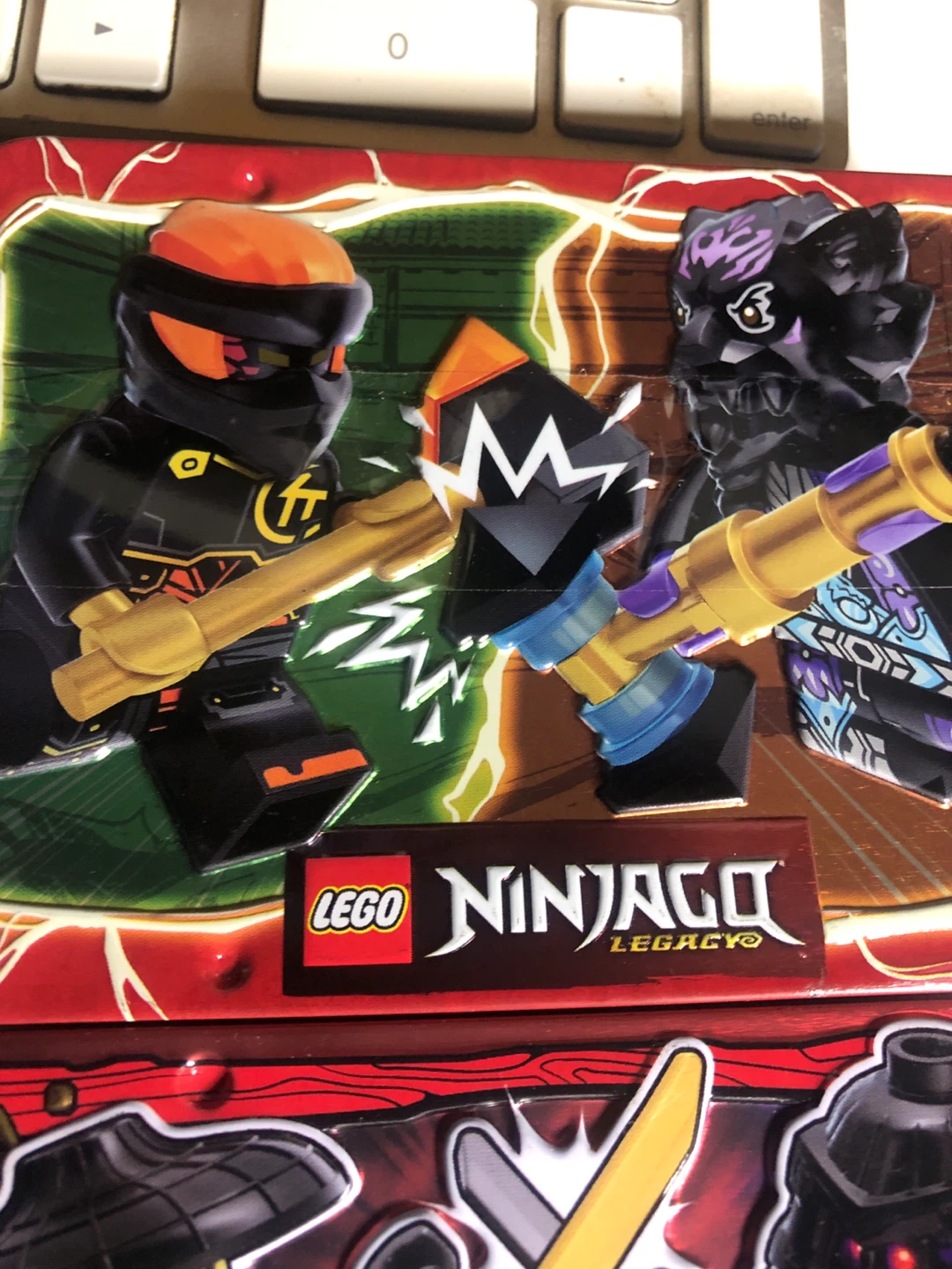 LEGO Ninjago Legacy Tin Box - photo 3