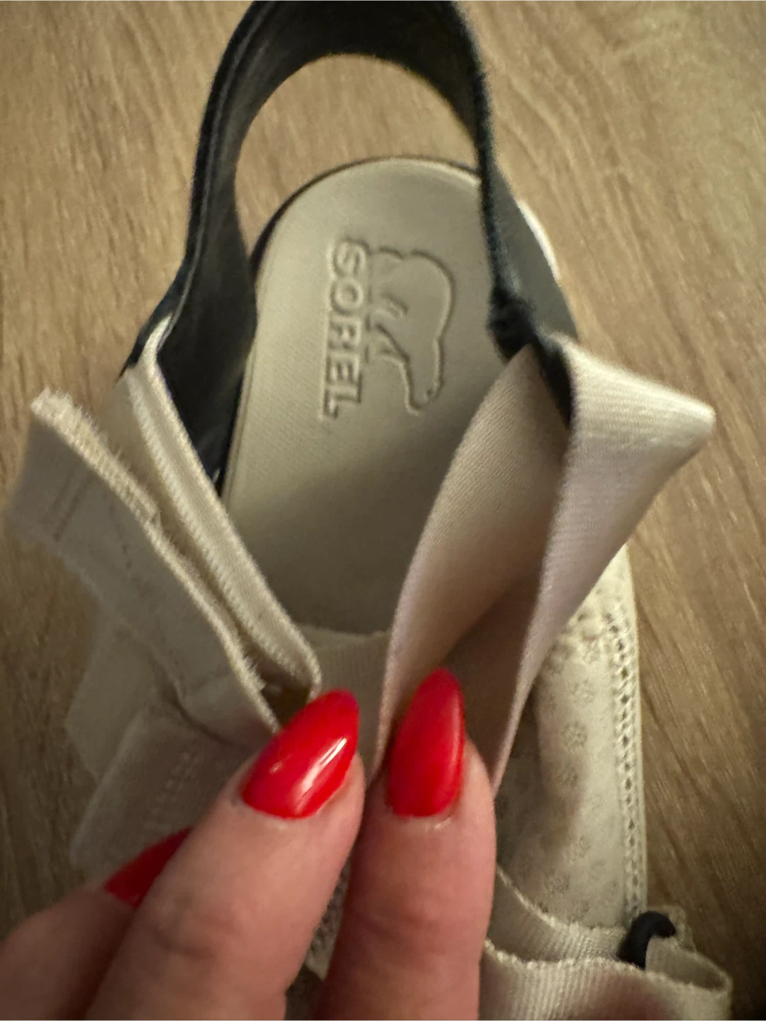 Sorel White & Black Strappy Sandals - photo 2