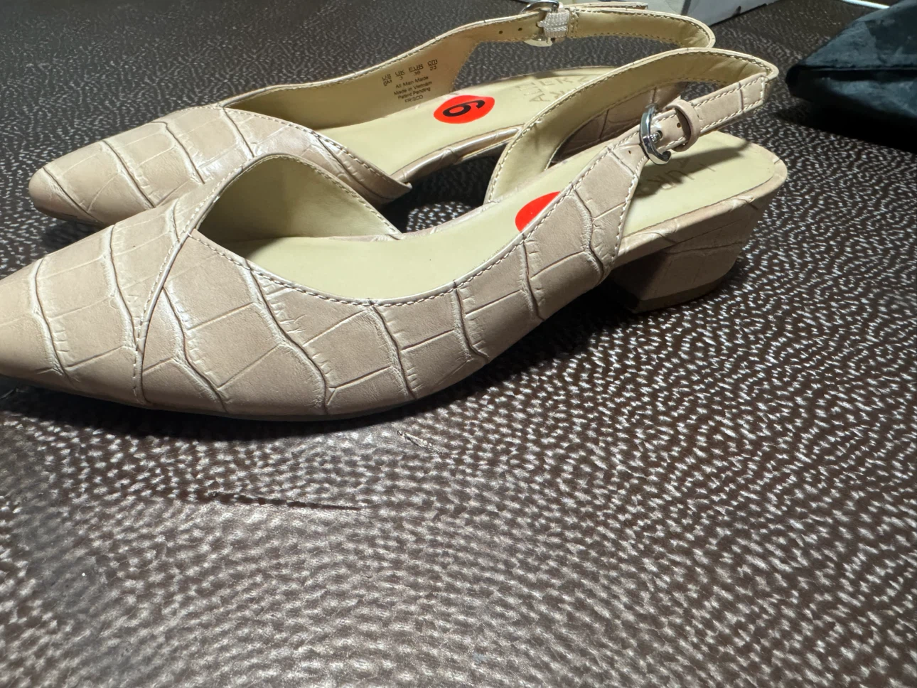 Naturalizer Alia Slingback Heels - Size 6