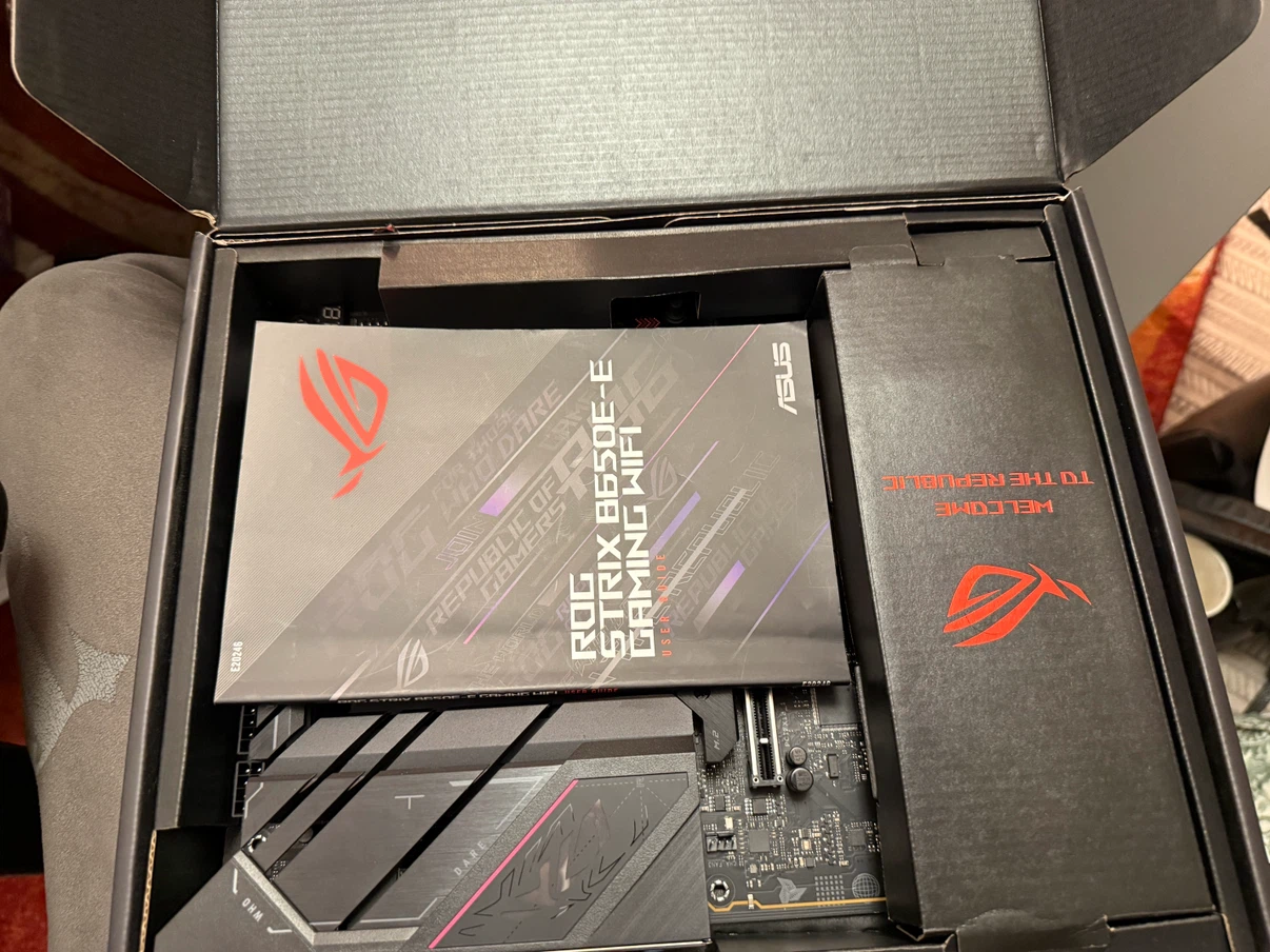 ASUS ROG Strix B650E-E Gaming WiFi Motherboard - photo 5
