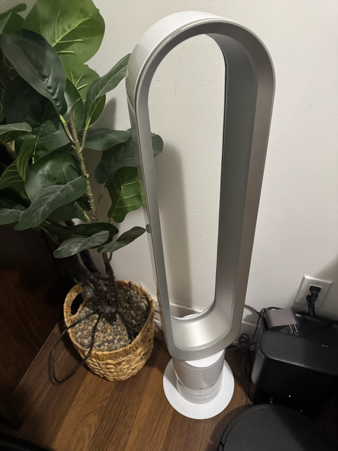Dyson Cool Fan AM07 with Remote
