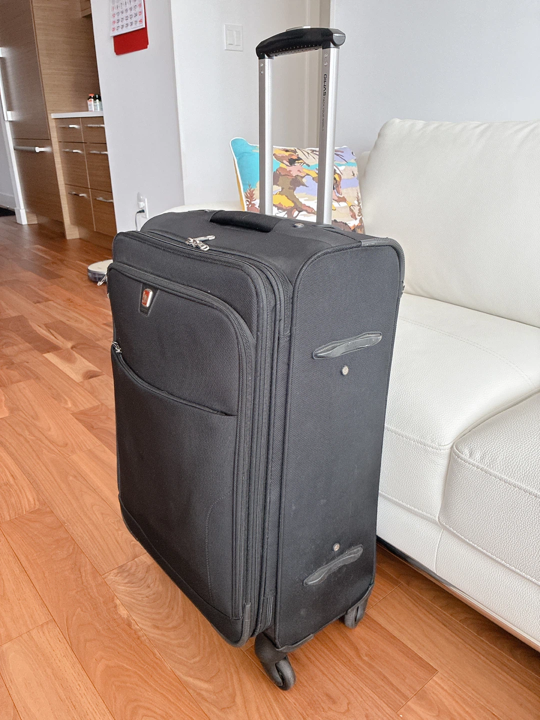 OIWAS Black 24 Inches Rolling Suitcase - photo 2