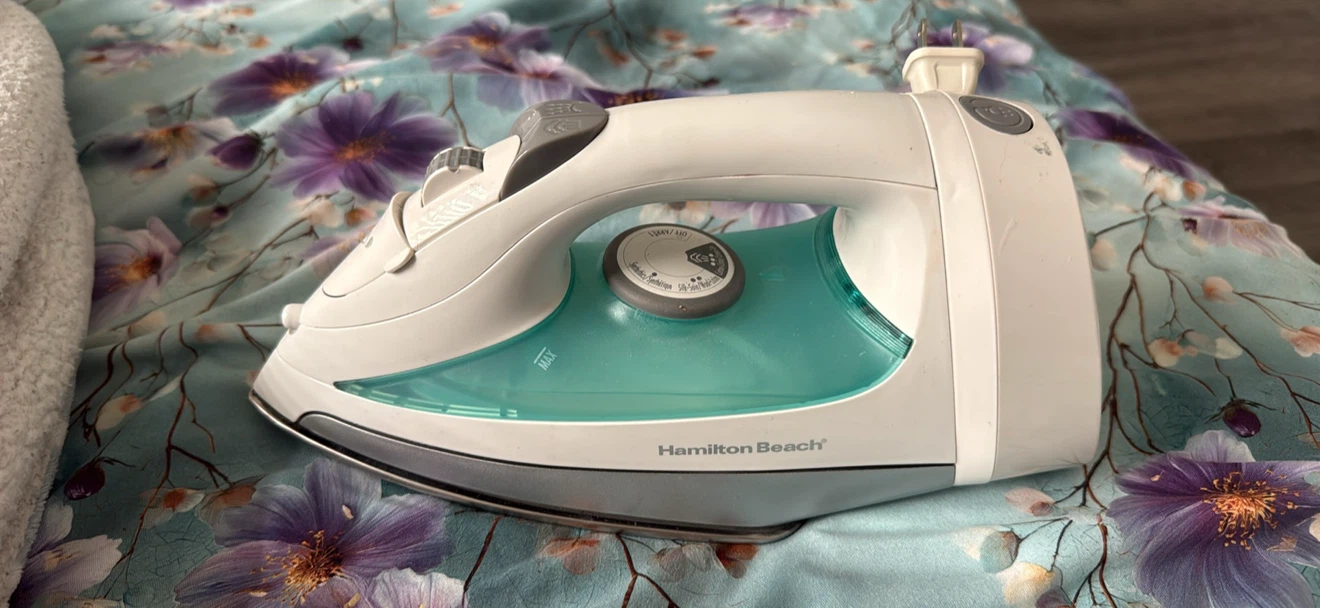 Hamilton Beach Steam Iron
