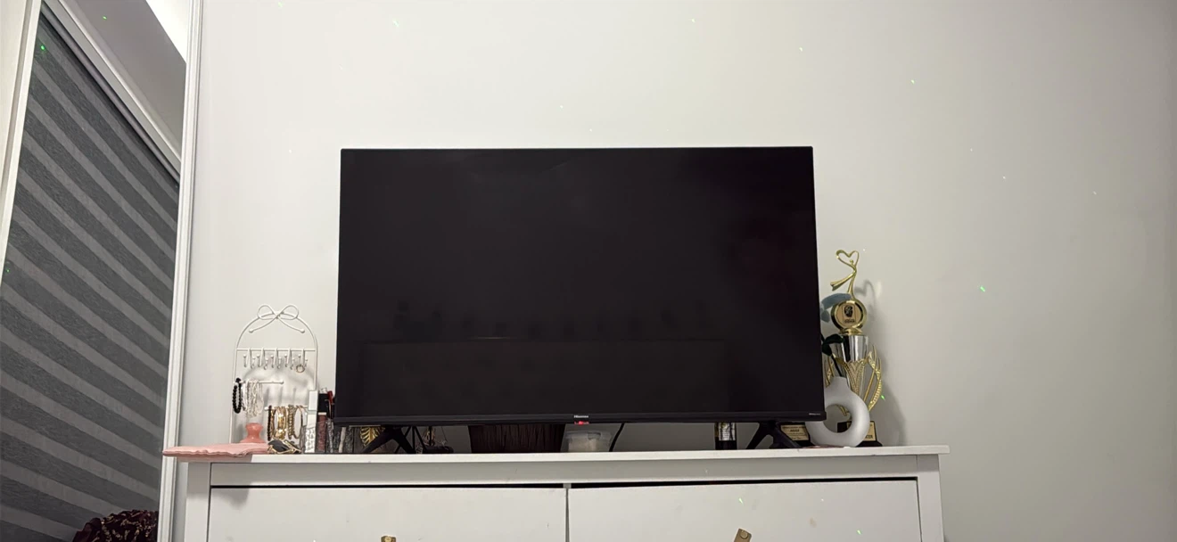 Hisense Television 43 inches