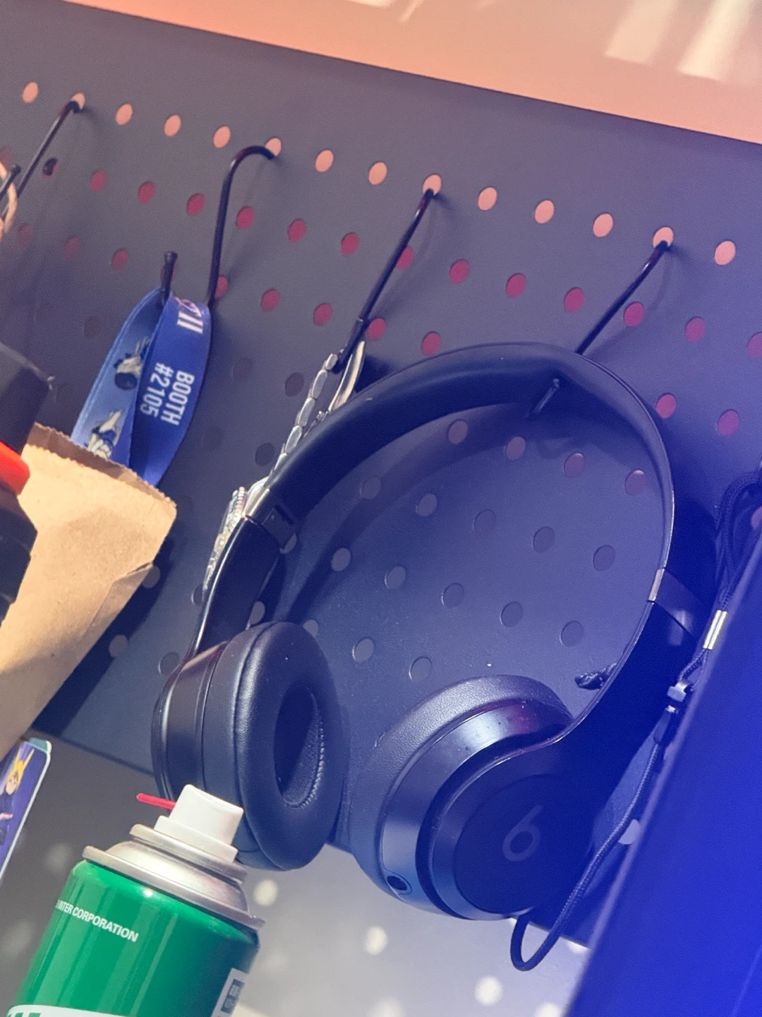 Beats Solo4 Wireless Headphones - left side not working
