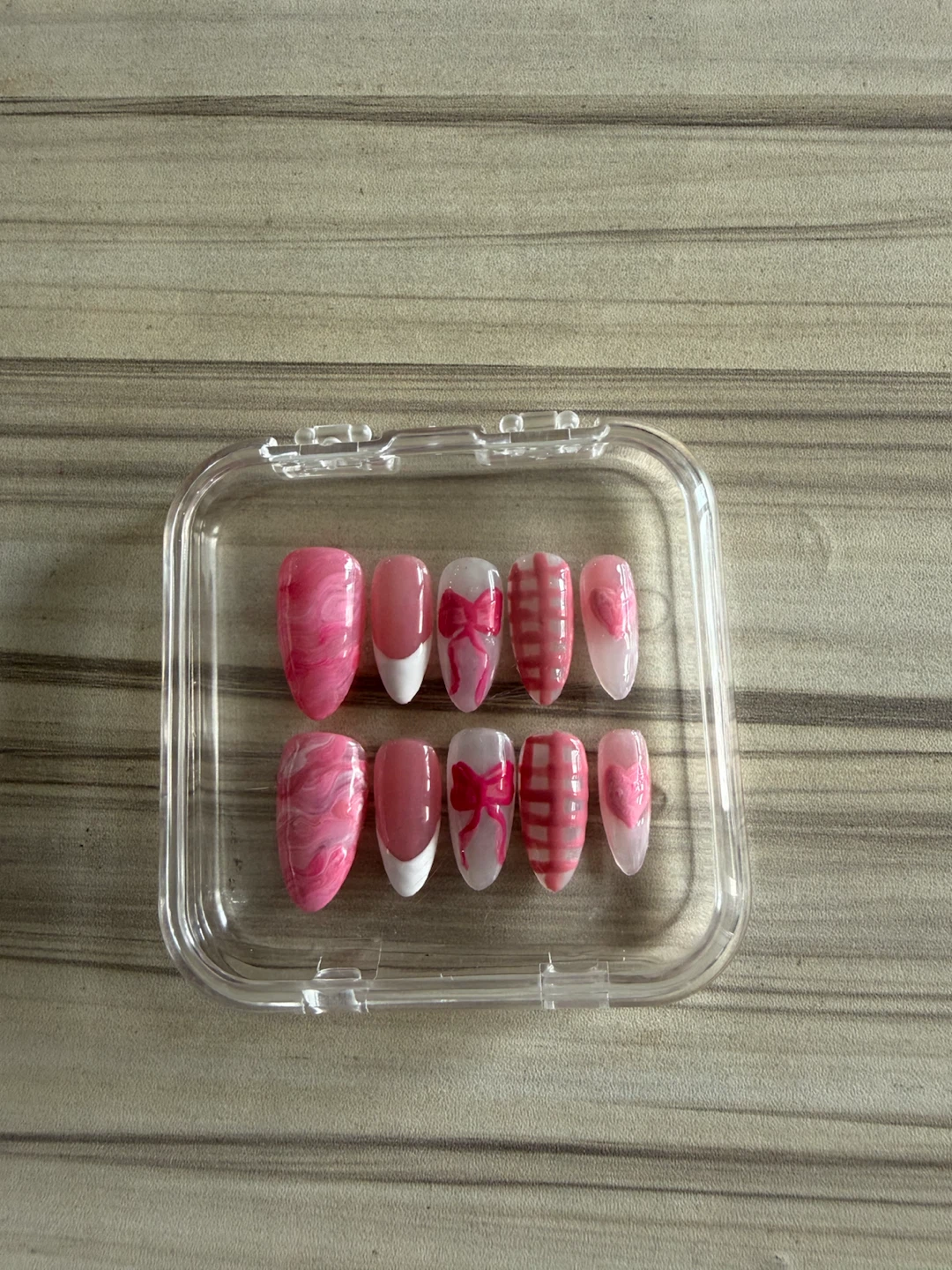 Pink Press-On Nails with Bows and Hearts