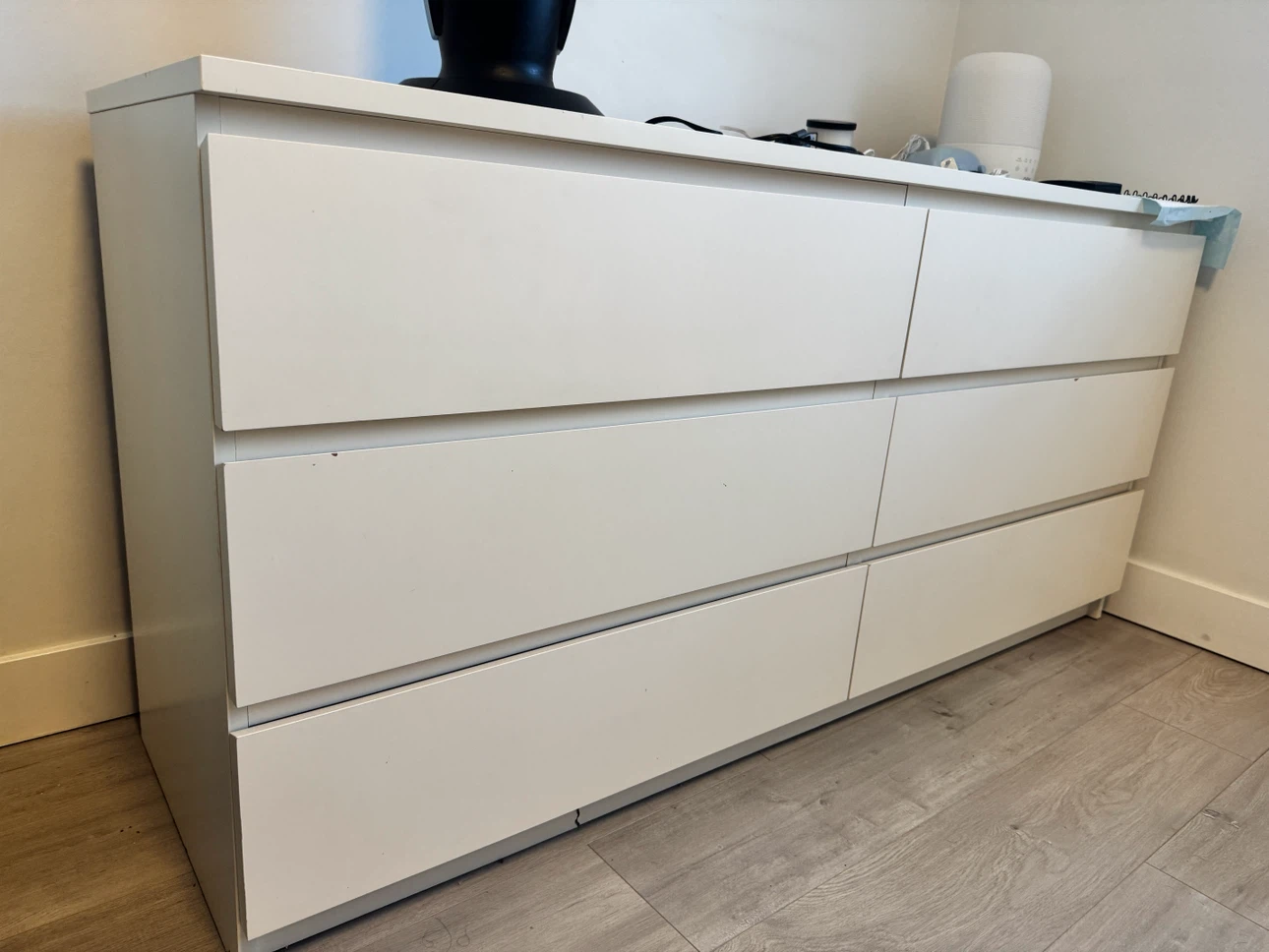 White 6-Drawer Dresser