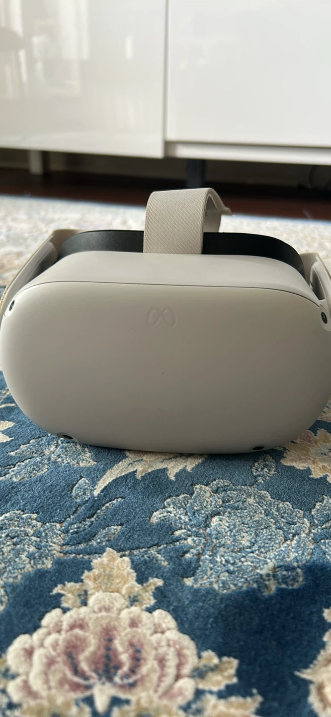 Meta Quest 2 VR Headset with Controllers - photo 2