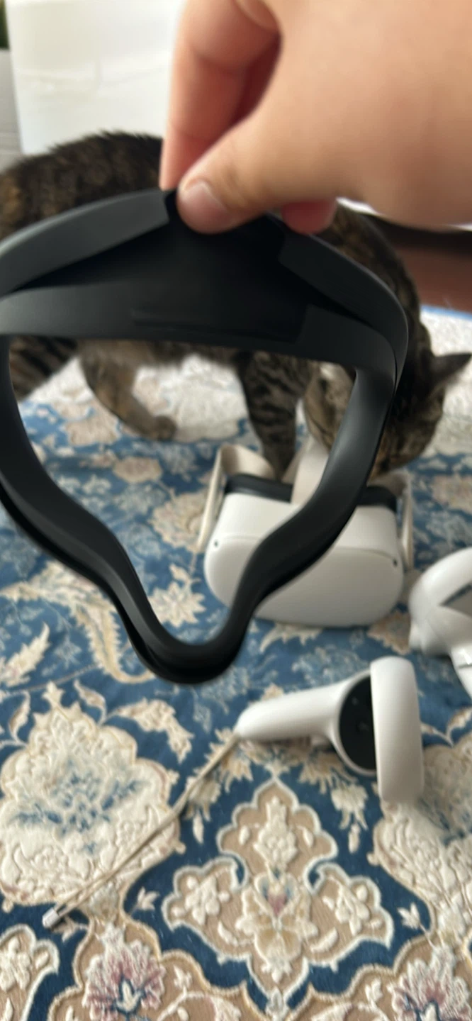 Meta Quest 2 VR Headset with Controllers - photo 3