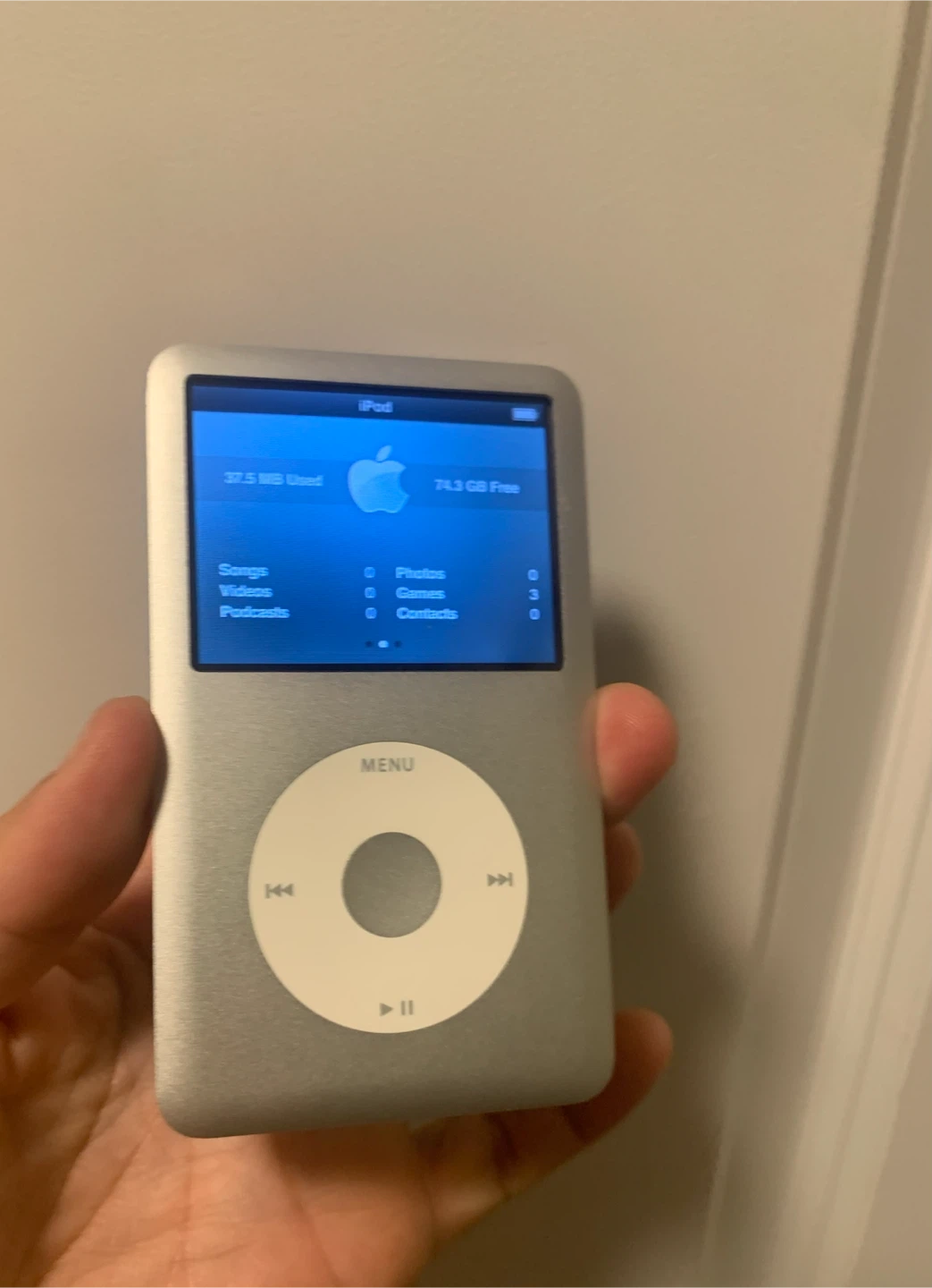 iPod Classic 80GB 6th Generation - photo 2