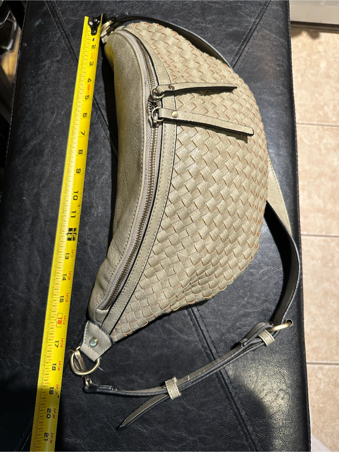 Light Grey Woven Fanny Pack / Crossbody Bag
