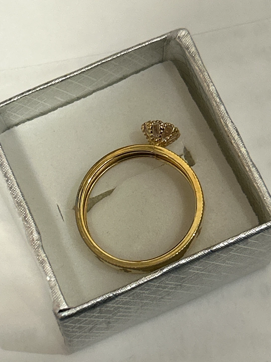 18k Gold ring with cubic zirconia - photo 3