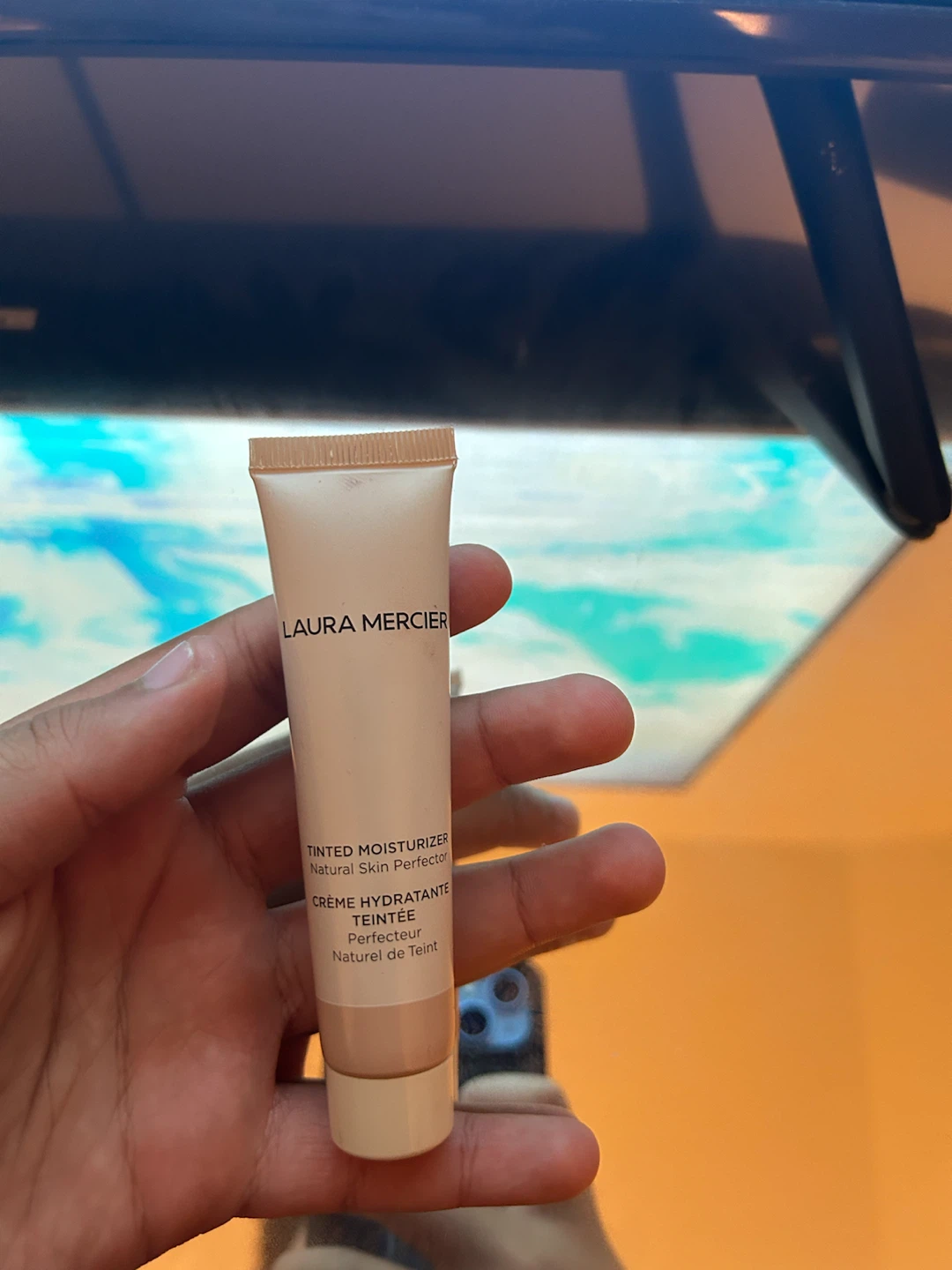 Laura Mercier Tinted Moisturizer Natural Skin Perfector