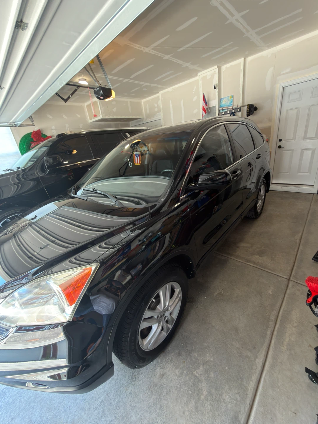 Black Honda CR-V SUV EX-L - photo 4