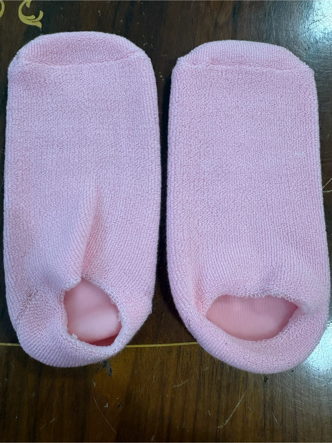 NEW Pink Terry Cloth Moisturizing Socks with Grips - photo 2