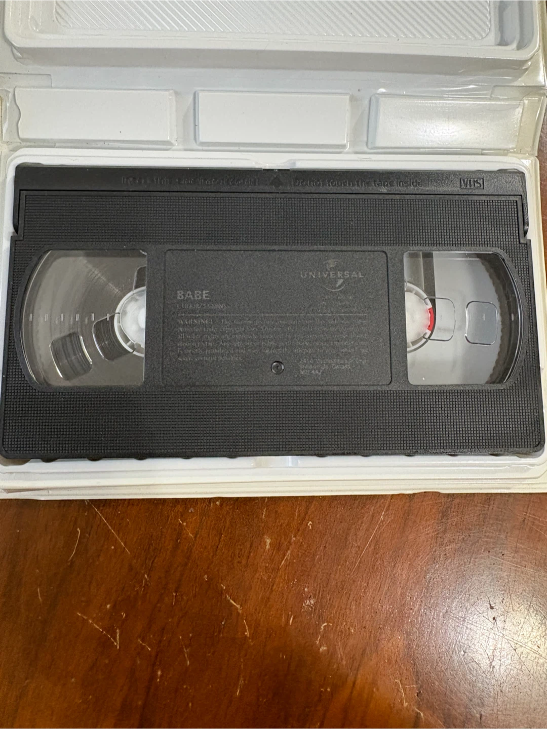 Babe Family Features VHS Tape - photo 2