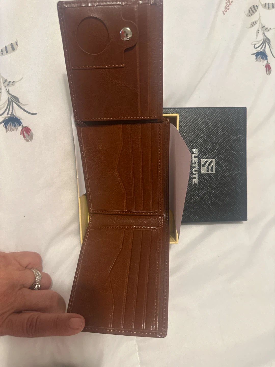 Fletute Brown Bi-Fold Wallet - photo 2