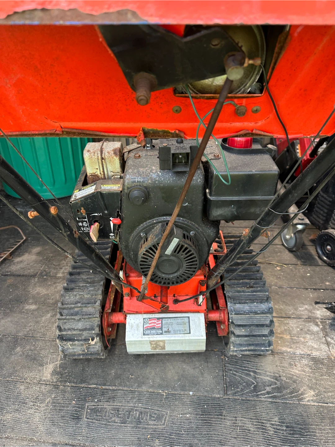 MTD Yard Machines Snow Blower 8 HP - photo 4