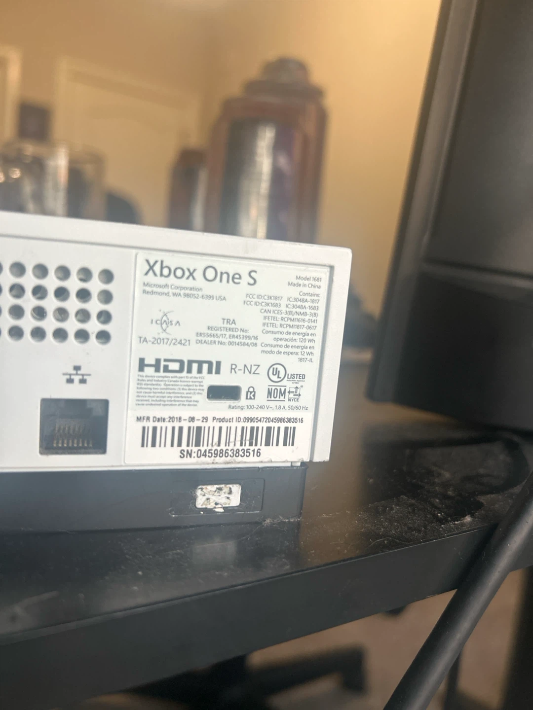 Xbox One S Console 1tb - photo 3