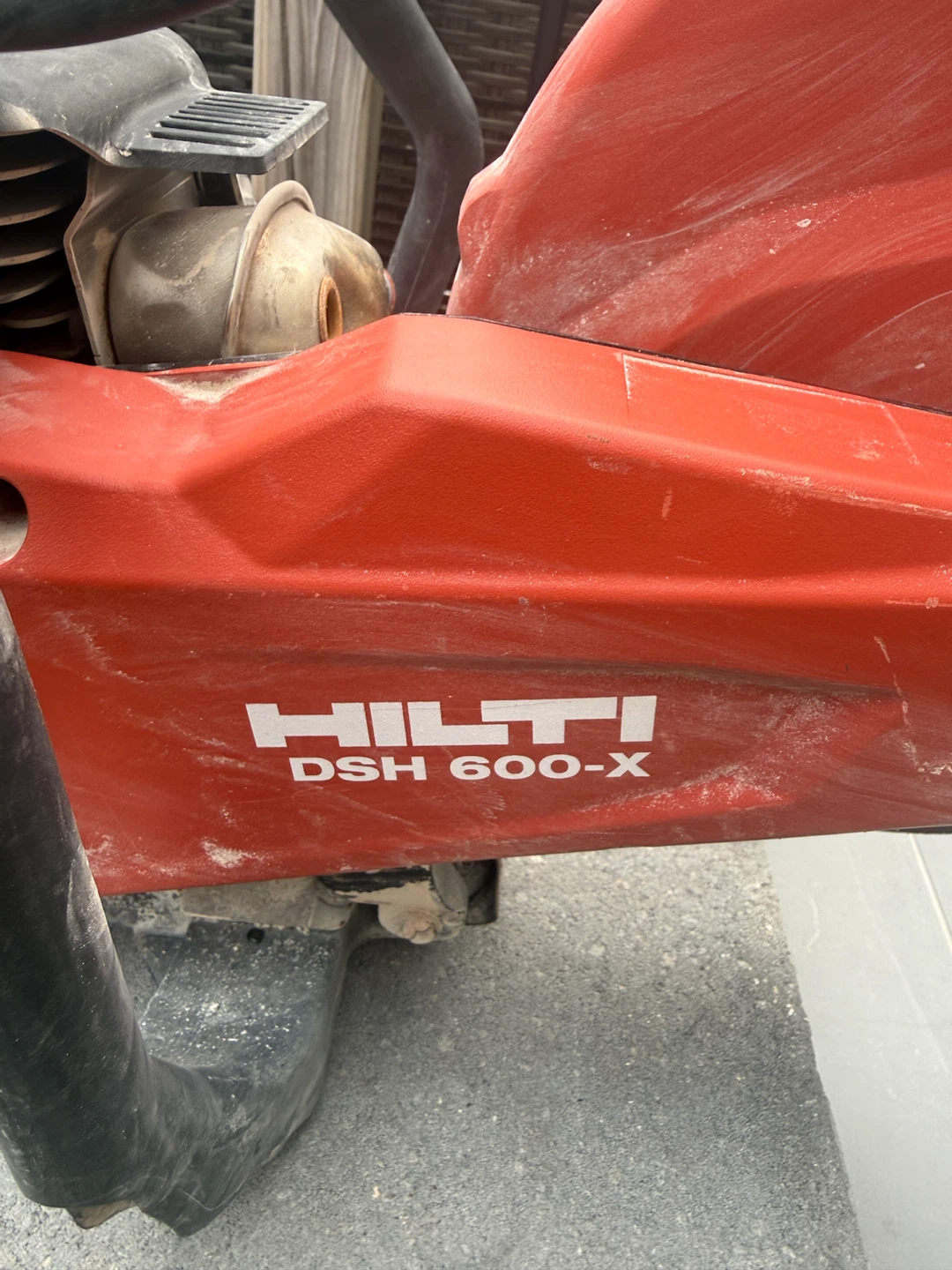 Hilti DSH 600-X Concrete Saw