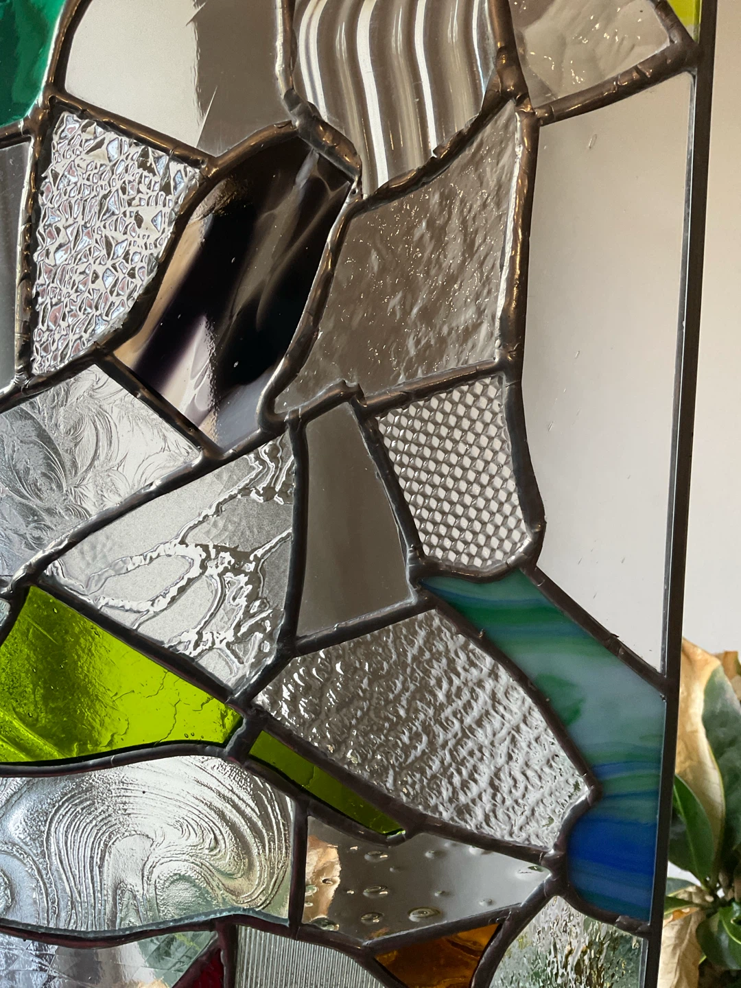 Scattered Textured Clear with a touch of Colour - photo 4