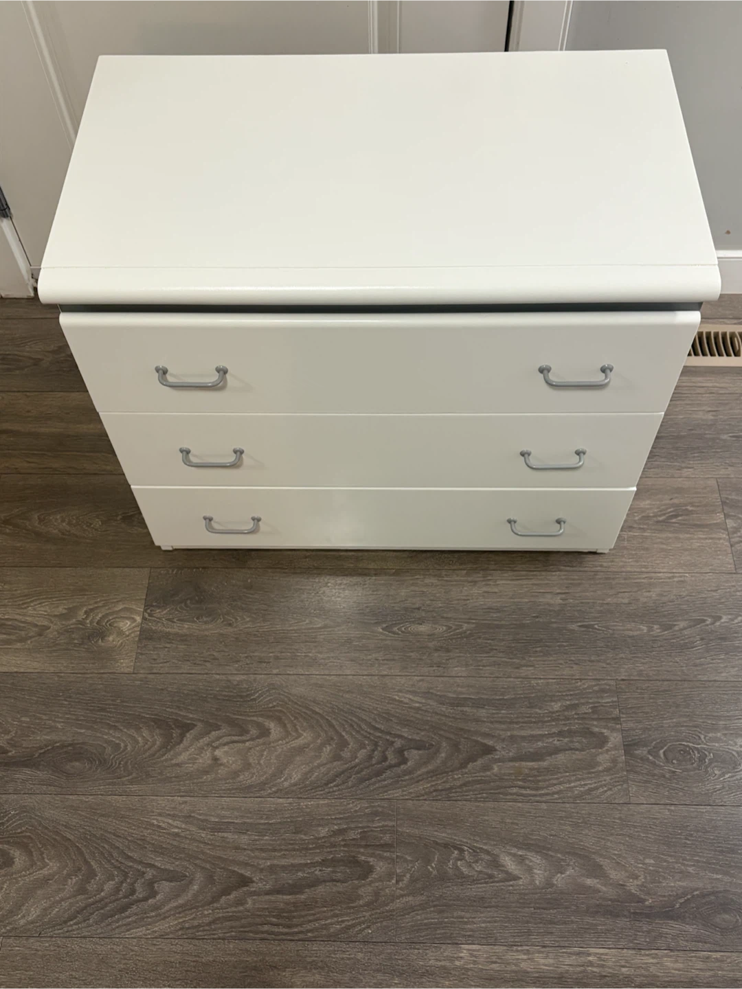 White 3-Drawer Dresser - photo 3