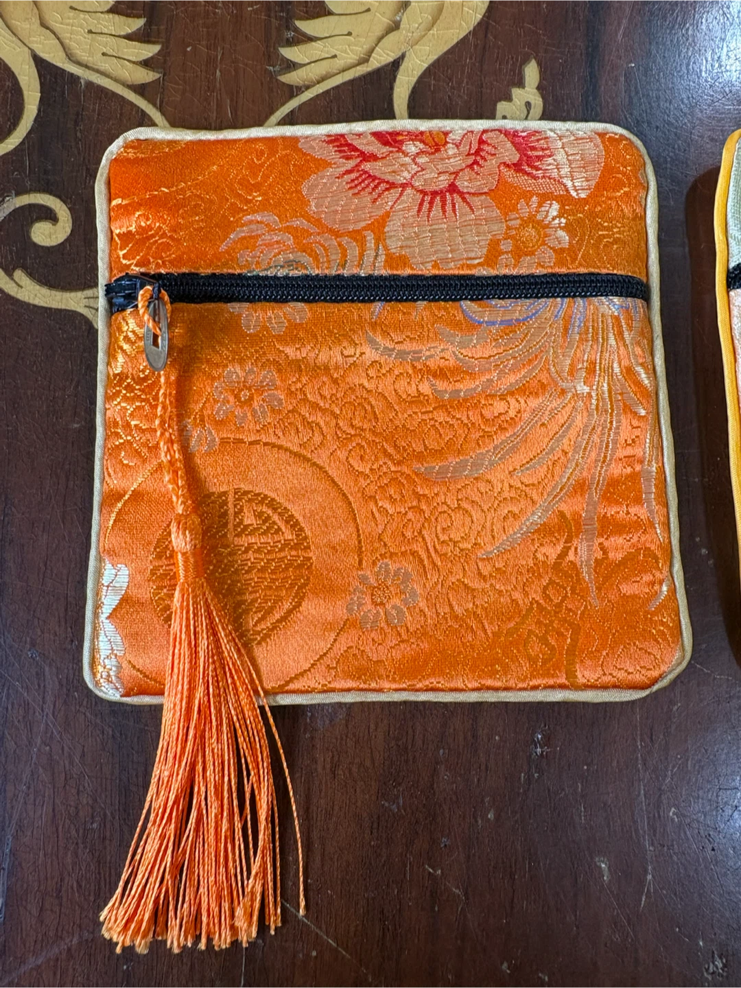 2 silk Zipper Coin Pouches with Zipper ($5 Each) - photo 2