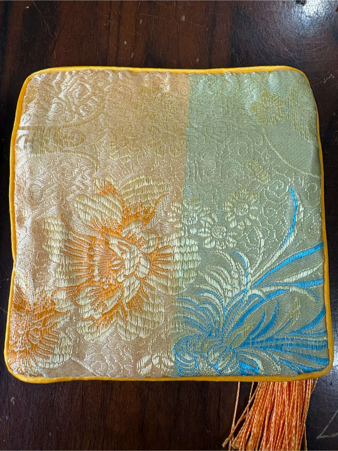 2 silk Zipper Coin Pouches with Zipper ($5 Each) - photo 5