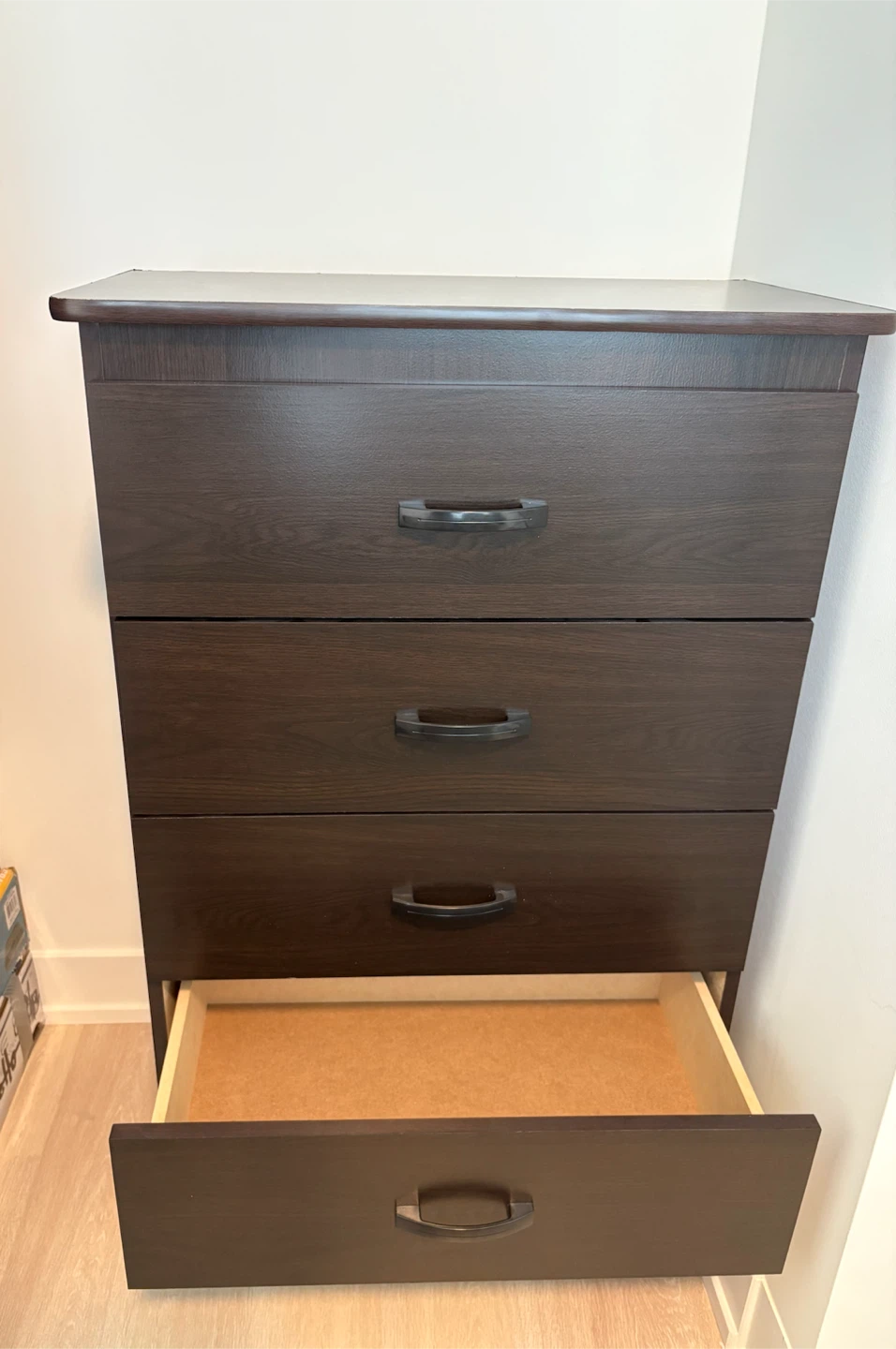 Available now – Excellent condition 5-drawer dresser! - photo 2