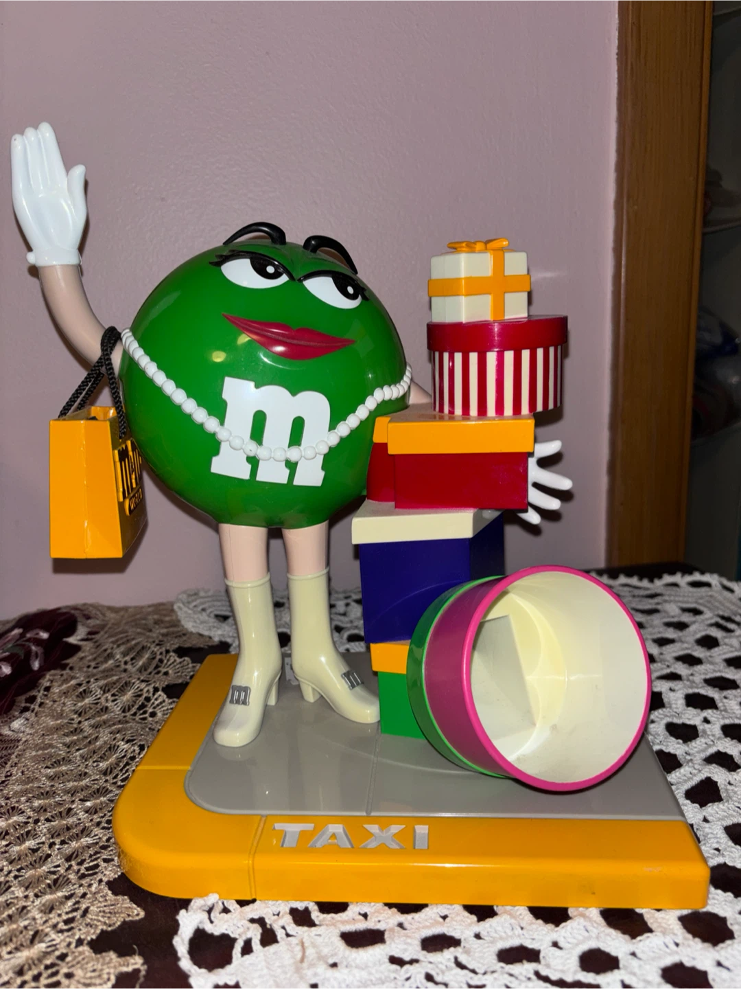 M&M's Green Character Taxi Figurine with Gifts