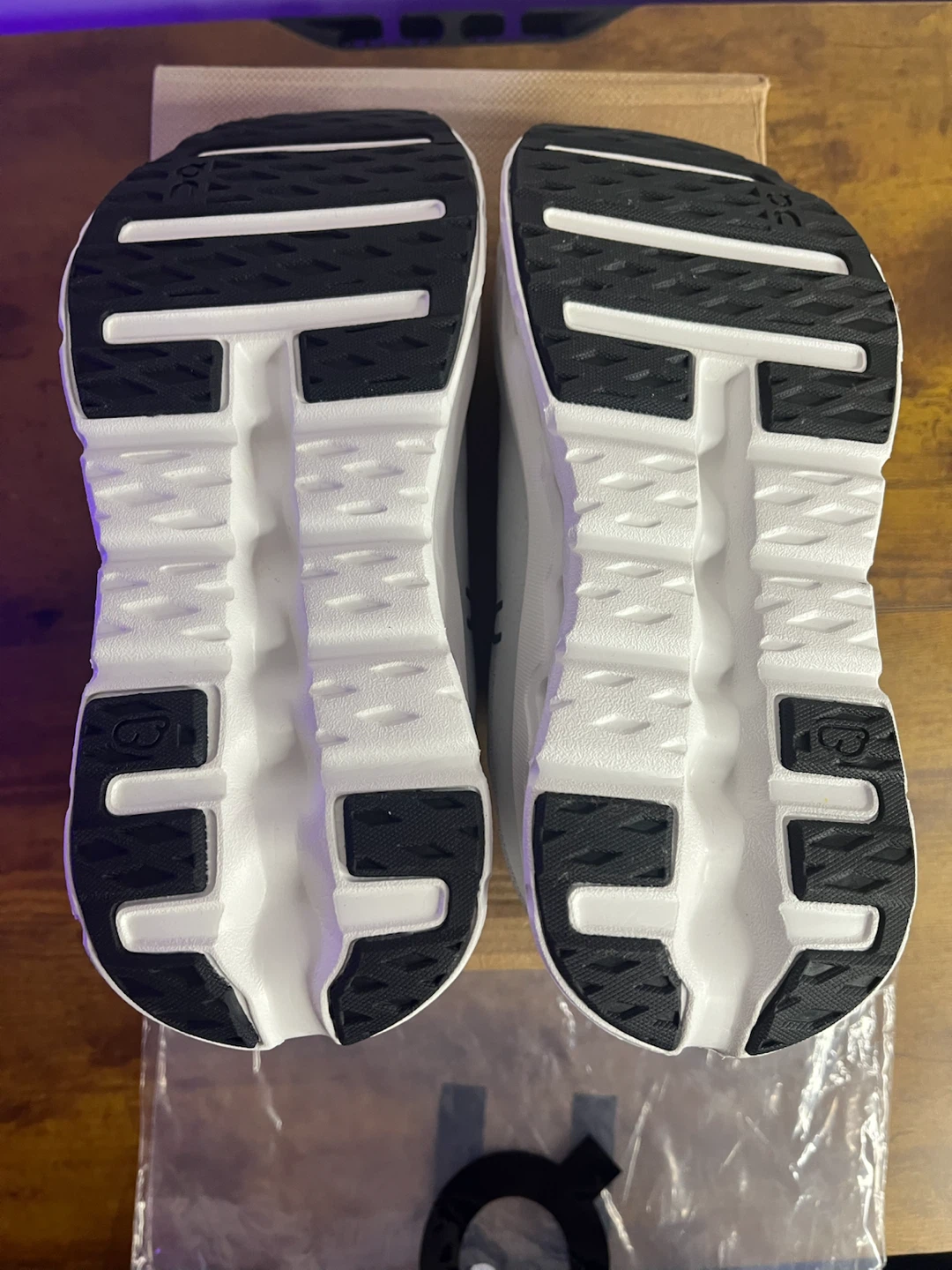 ON Men’s cloudtilt Shoes -8.5 - photo 4