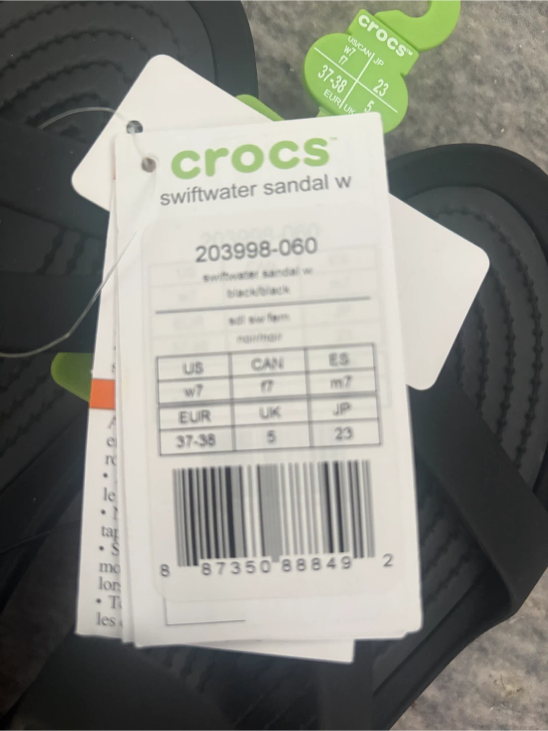Crocs flip flops (New) (Size 7) - photo 2