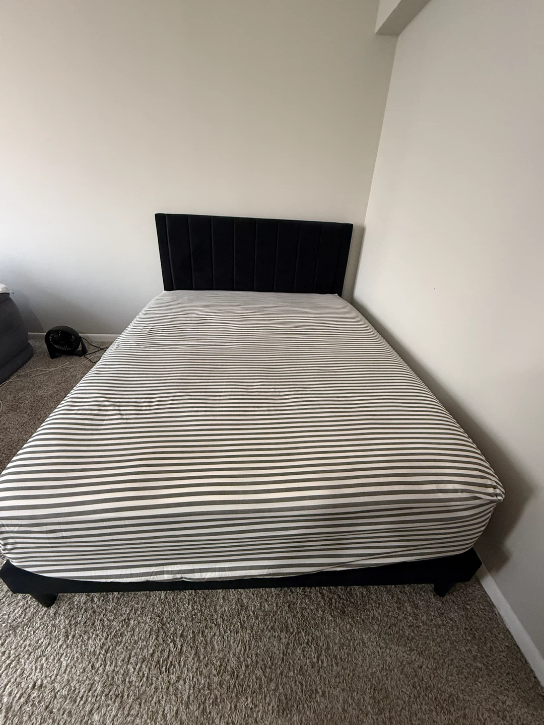 Full Size Bed Frame + Mattress – Excellent Condition