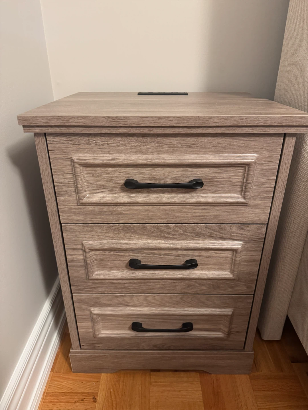 2 nightstands with charging station - photo 2